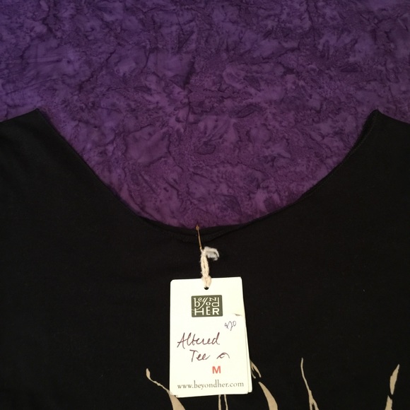 Beyond Her Altered Tee Shirt - Picture 4 of 8